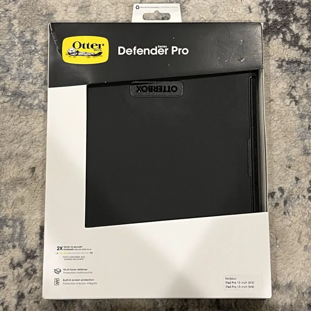 NEW OtterBox Defender Pro Tablet Case for Apple iPad Pro  13” M4 77-95232 Black